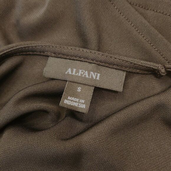 NWT Long Sleeve Black Top with Side Ruching & V-Back Size Small … - Picture 5 of 6